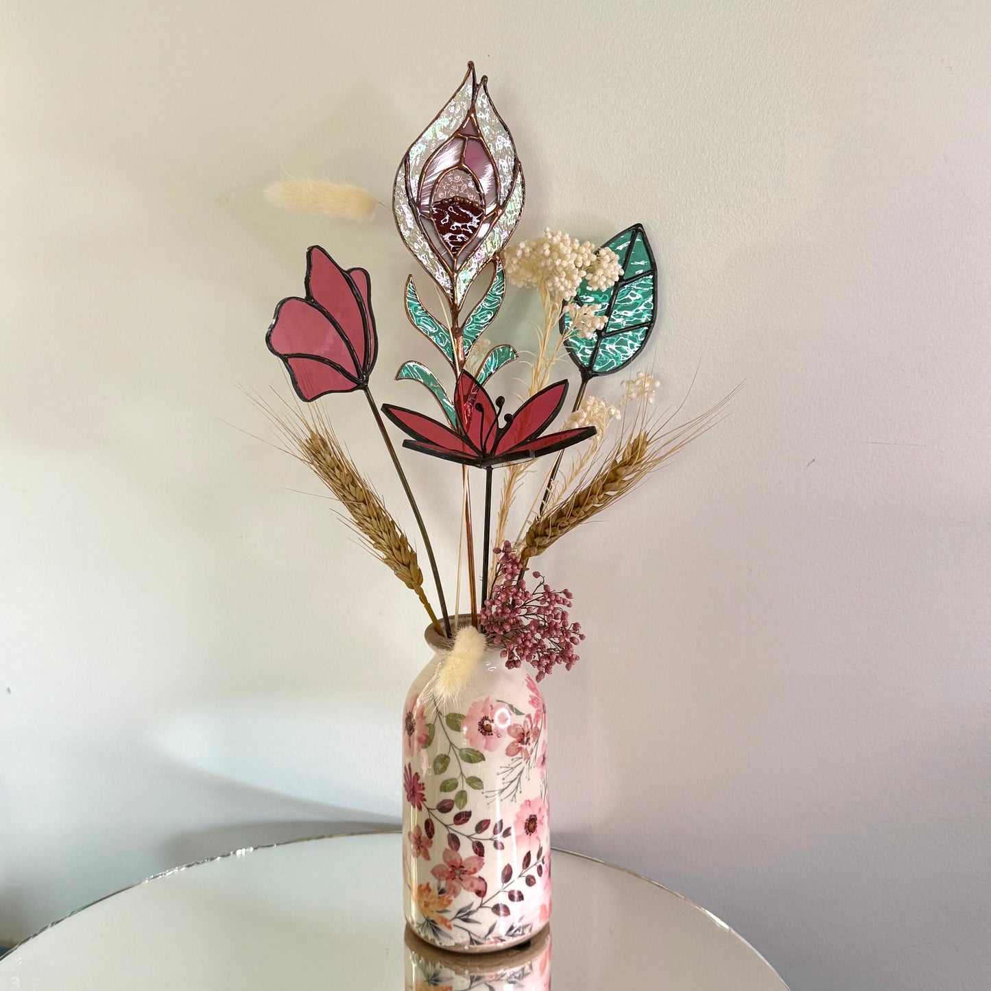 Stainedglass Peacock feather flower stem