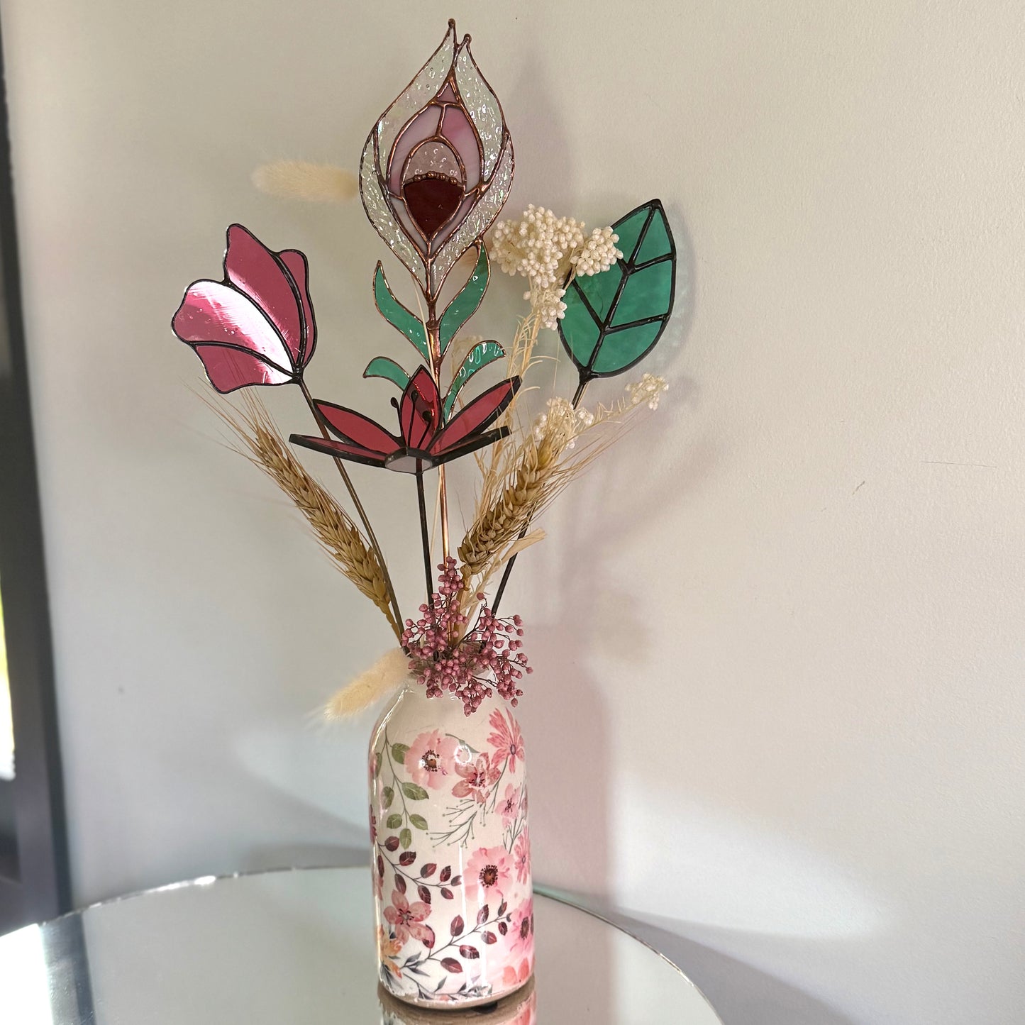 Stainedglass Peacock feather flower stem