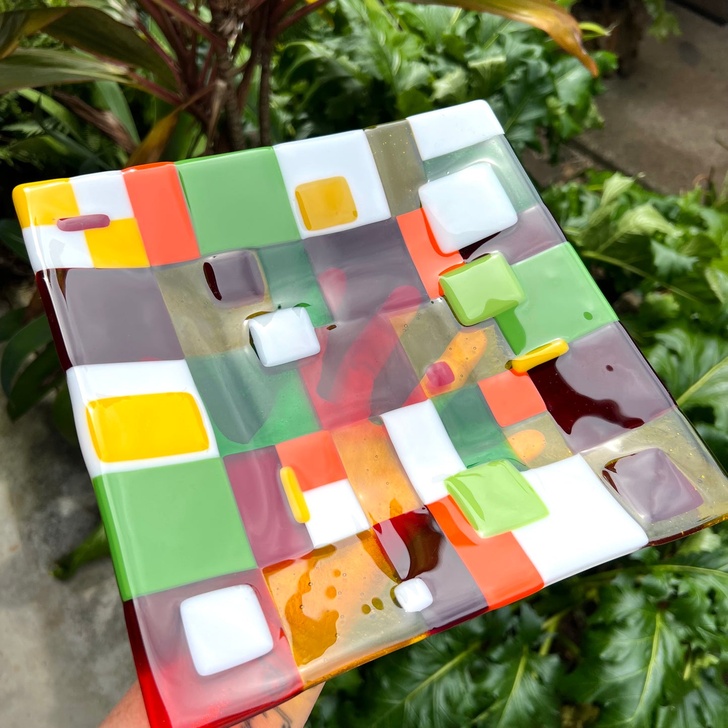 Checkered square platter