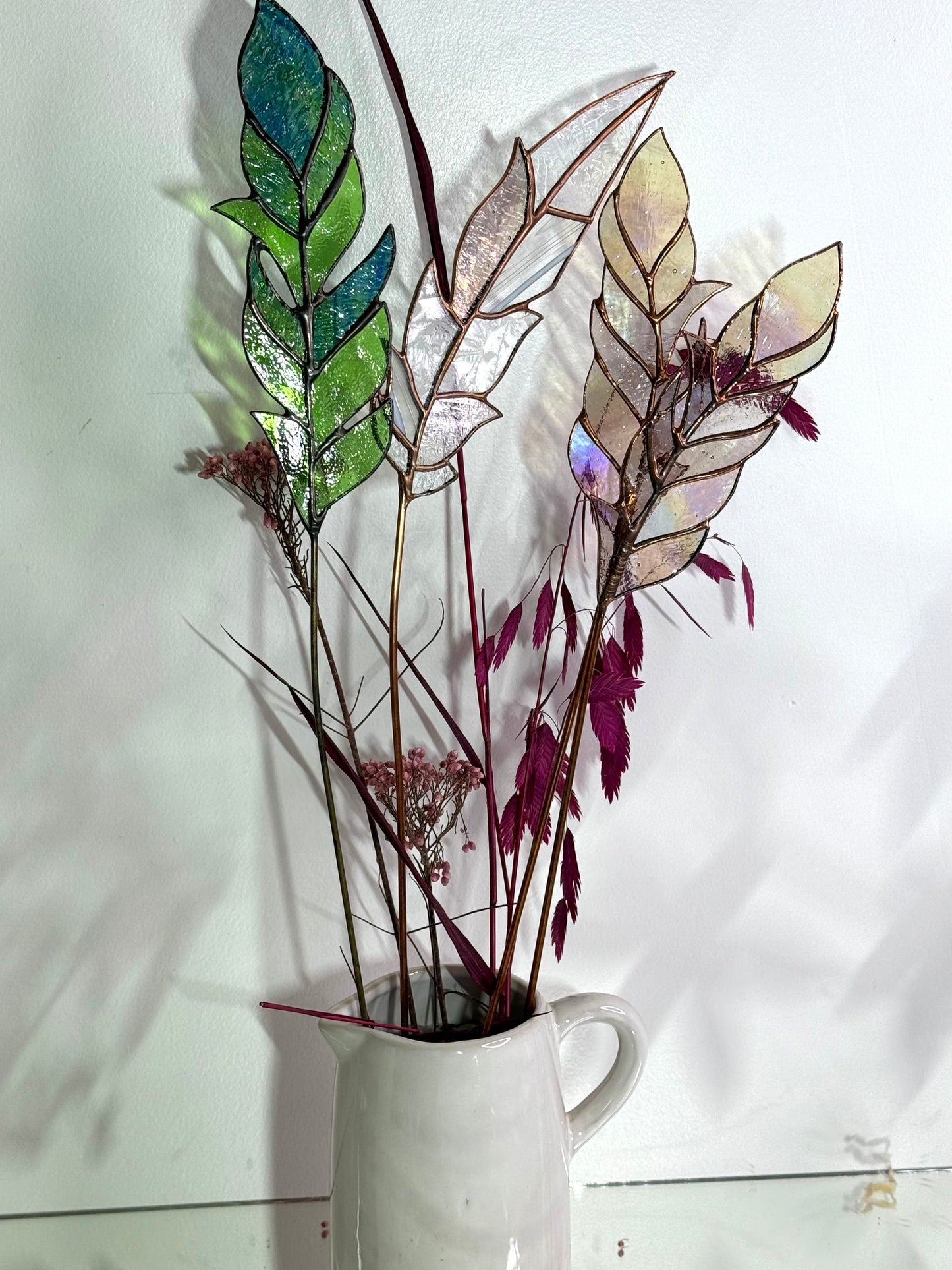Stainedglass Feathers on stem