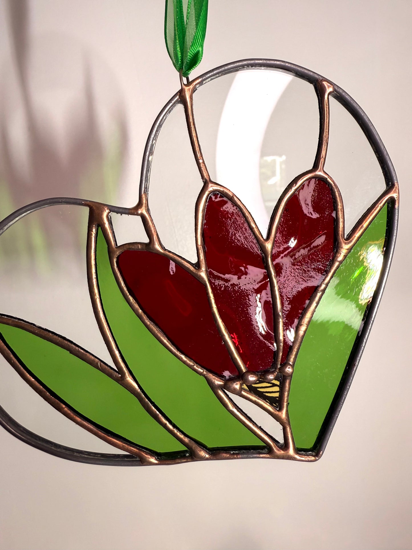 Handcrafted Stainedglass Heart Tulip Suncatcher - Flower Window Ornament & Home Decor