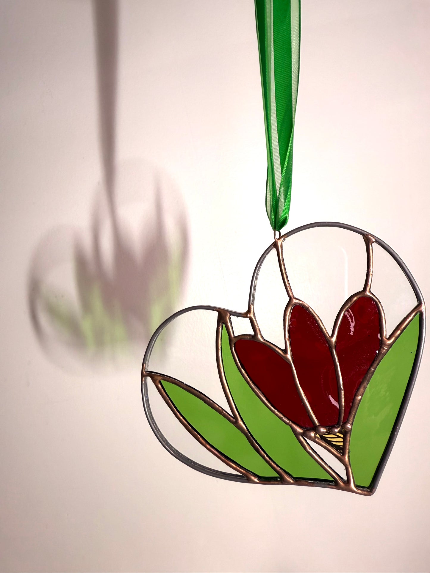 Handcrafted Stainedglass Heart Tulip Suncatcher - Flower Window Ornament & Home Decor