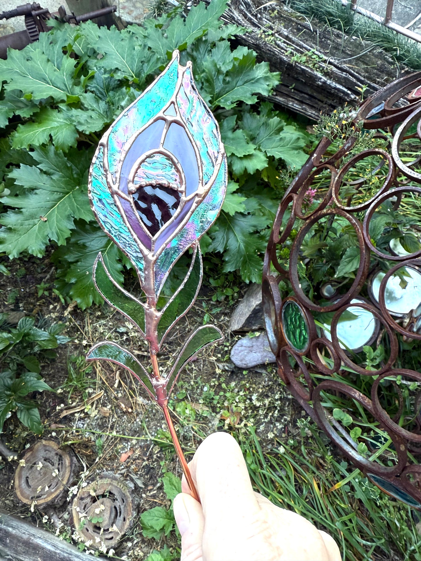 Stainedglass Peacock feather flower stem