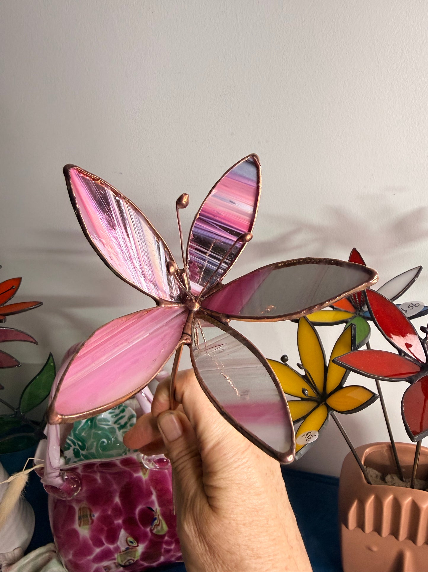 Pink mirrored Lily
